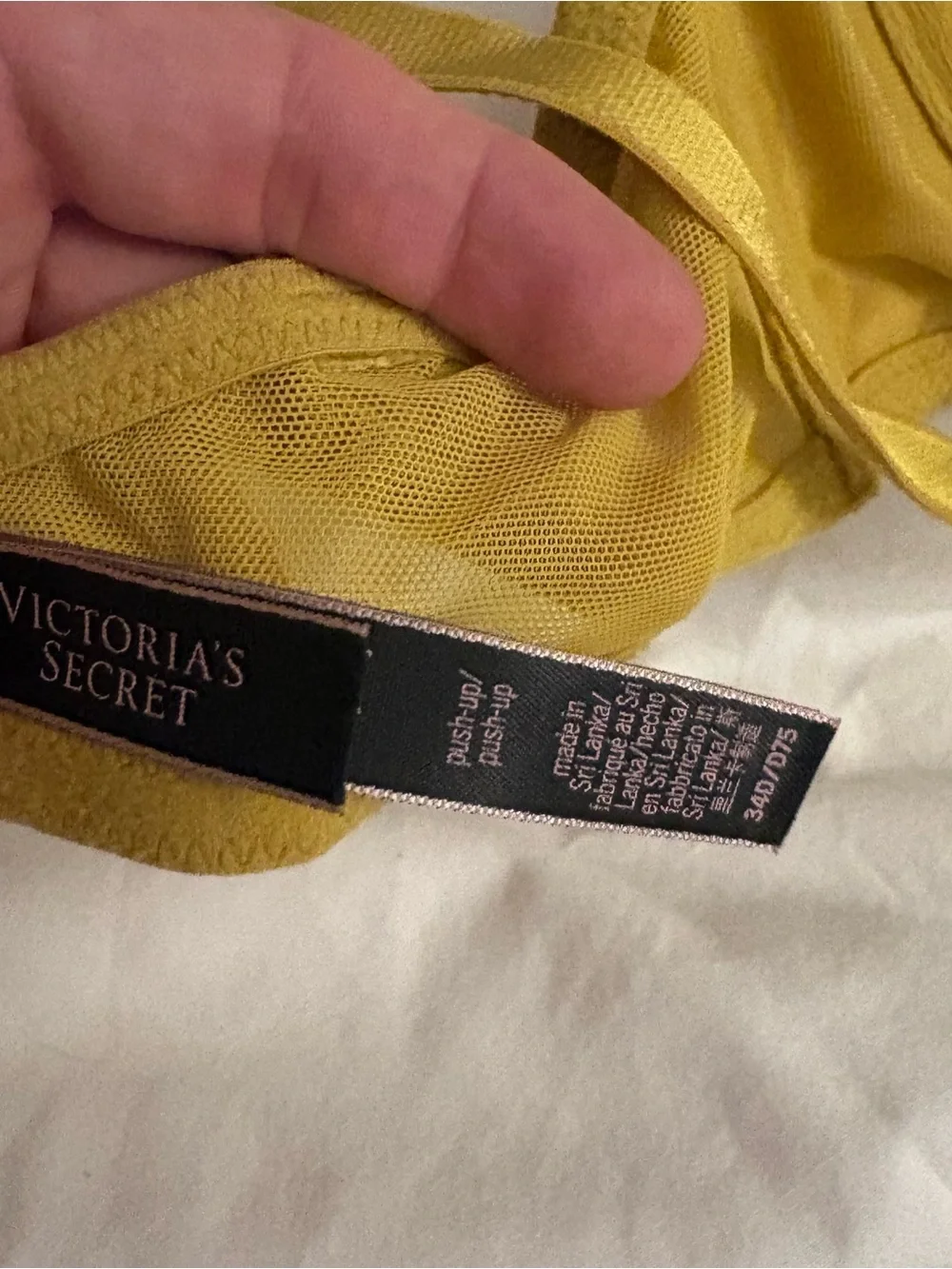 Victoria secret lace 34d Push-Up Bra in Mustard Yellow Gold